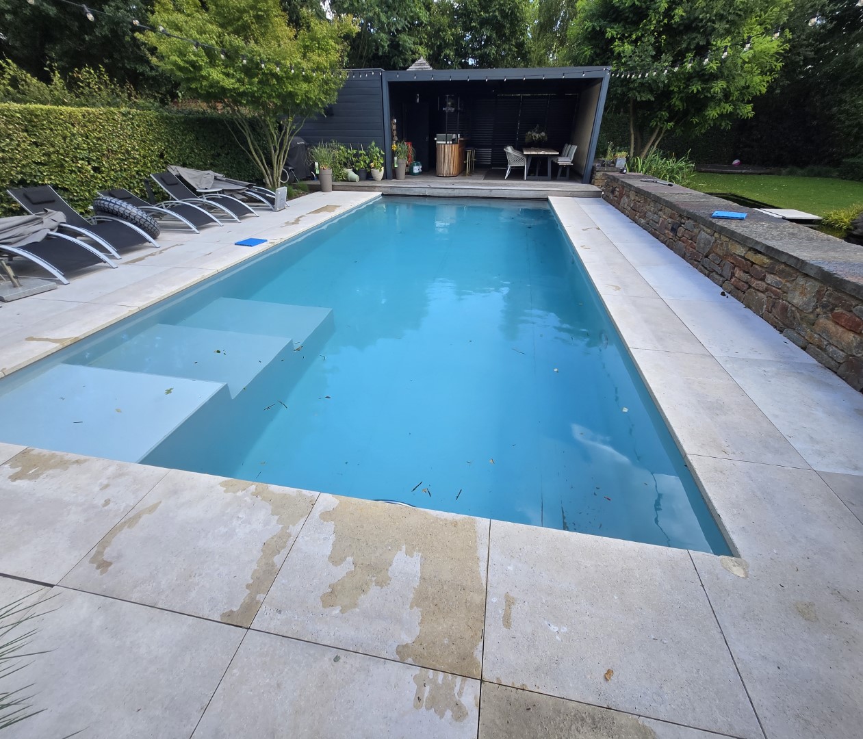 Bouwkundig zwembad, project van Sun Sauna & Poolworld te Belfeld